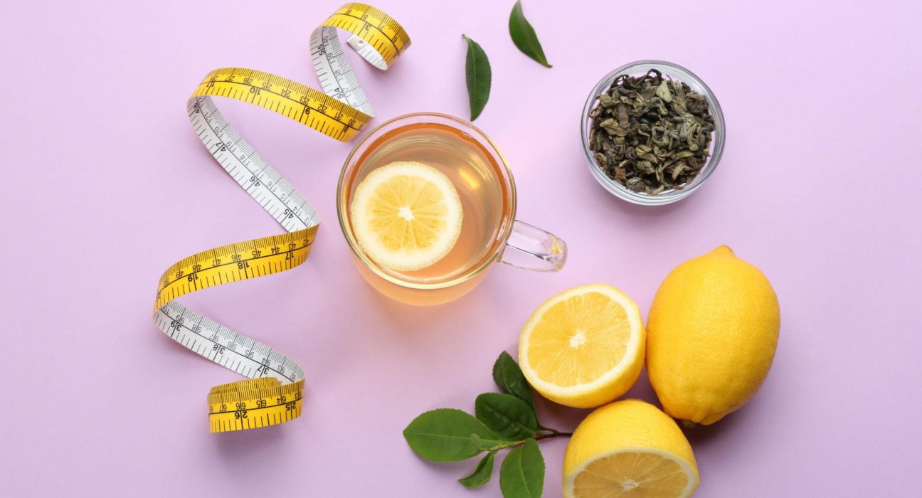 "Best herbal teas for weight loss and digestion including ginger, peppermint, and green tea"